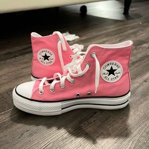 pink platform converse